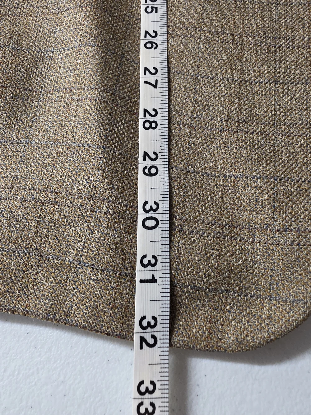 52%silk 48%wool classic brown sport coat featuring a windowpane plaid pattern